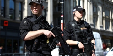 Police make 2 more arrests over Manchester bombing