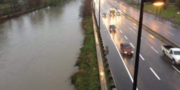 Rain-drenched Toronto urges commuters to plan ahead as key highway, commuter trains may close