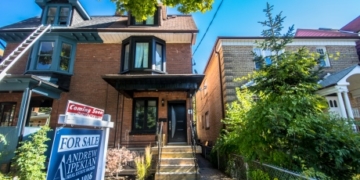Average Toronto house price jumped to $921K in April despite spike in listings