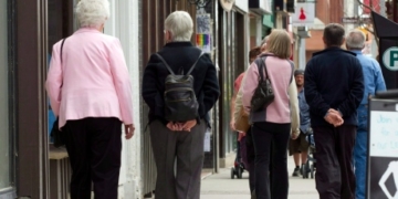 Canada’s population getting older as seniors now outnumber children: 2016 census