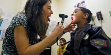 Refugees once again have full health benefits, but some practitioners still don’t know that