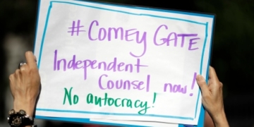 Washington Post media critic defends use of anonymous sources amid Trump firestorm