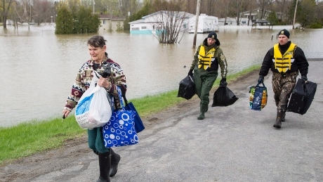 Quebec officials to give update on flooding amid evacuations, emergency measures