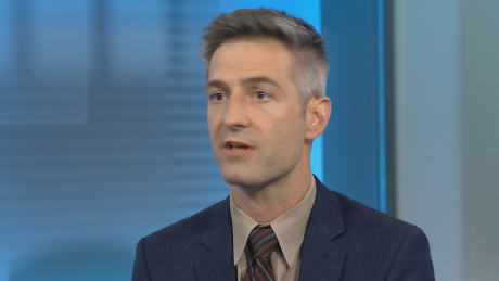 Former juror suffering from PTSD calls for national support standard