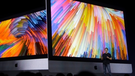 Apple teases virtual reality on Mac, updates to Siri, but no sign of Alexa-like speaker