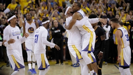 Warriors slay Cavaliers to reclaim NBA title