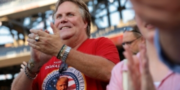 ‘Tragedy brought us here’: After shooting, bipartisan baseball offers a night for political healing