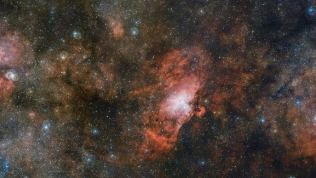 Delve into the Milky Way in this 3.3 gigapixel image of clouds of gas and dust