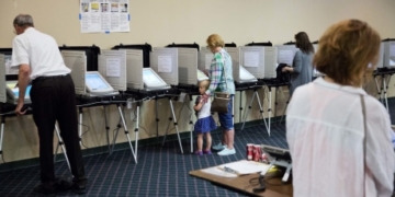 Republicans aim to hang onto congressional seat tonight in tight Georgia race