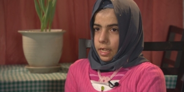 Teen Syrian refugee who survived bombing of her home has long road to recovery in Winnipeg
