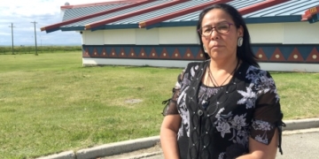 Alberta Health worker suspended for texting racial slur to Indigenous school principal