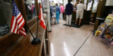 Montreal man smuggled guns through library straddling Canada-U.S. border: prosecutors