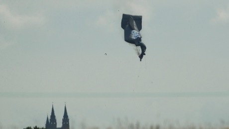 Blimp flying over U.S. Open explodes, crashes