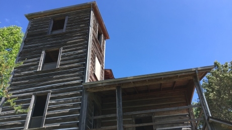 See the 100-year-old wooden ‘castle’ hidden in Ontario wilderness