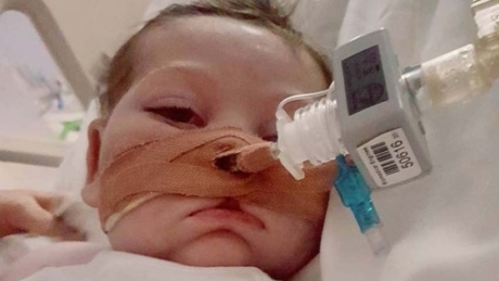 Judge rules Charlie Gard to be sent to hospice after parents and hospital miss deadline