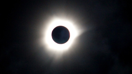 Travelling to the U.S. to watch the solar eclipse? Cellphone coverage could be spotty