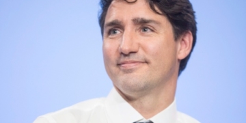 Justin Trudeau floats in to kick off Canada Summer Games