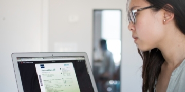 Edmonton woman shocked by $11K electricity bill