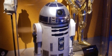 Star Wars set decorator who ‘cobbled together’ props reflects on film 40 years later