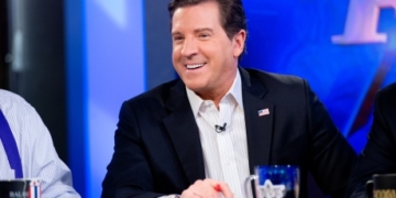 Eric Bolling suspended from Fox News after allegations of lewd texting