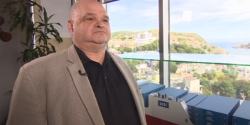 DFO wants ships to reduce speed to protect right whales, but shipping company head says ‘time is money’