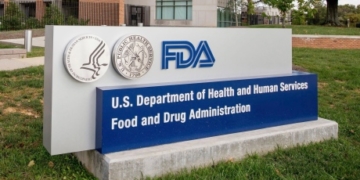 U.S. approves genetically engineering blood cells as childhood leukemia treatment