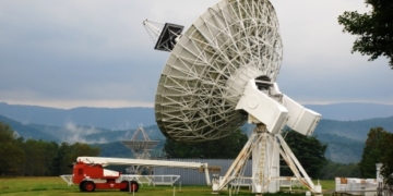 Astronomers detect 15 signals from mysterious object in distant galaxy