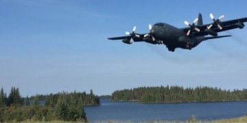 ‘Exhausted’ First Nation evacuees in Manitoba still waiting for flights out of forest fire zone