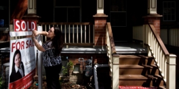 Toronto home sales drop 40% compared with a year ago