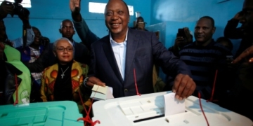 Uhura Kenyatta declared winner of Kenya election