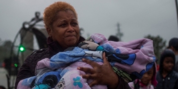 Canada to help U.S. by shipping supplies to Hurricane Harvey victims