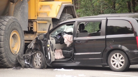 Runaway dump truck kills 2 in Coquitlam, including driver