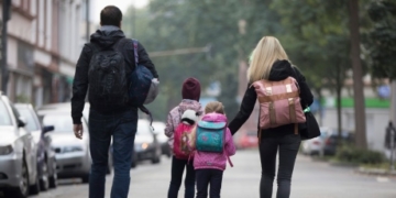 60,000 people leave their homes in Frankfurt ahead of WW II bomb defusal