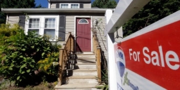 Canadian government is making the right moves in cracking down on lending practices: Opinion