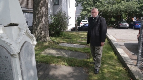 Christ’s Church seeks to dig up and identify hundreds of bodies buried under parking lot