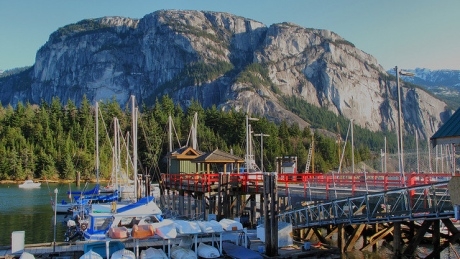Rescue launched after climber falls from Stawamus Chief