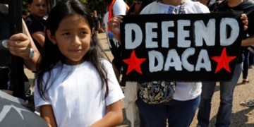 Canada should ‘wait and see’ before welcoming DREAMers, senator says