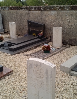 Group searching for relatives of Victoria airman killed in WW II, after uncovering his fate