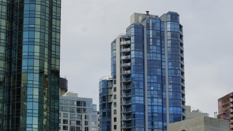 Mayor’s motion on condo presales passes but may not impact Vancouver’s affordability