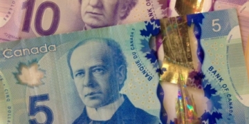 $15 minimum wage public consultation holds 1st meeting