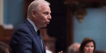 Quebec lawmakers call on businesses to simply say, ‘Bonjour’