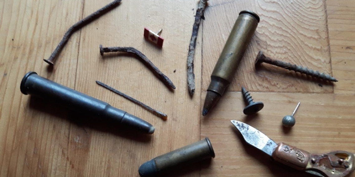 Okanagan city digs in heels over metal detector in parks