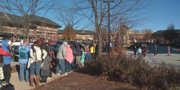 St. Louis shopping center giving $50K worth of gift cards away