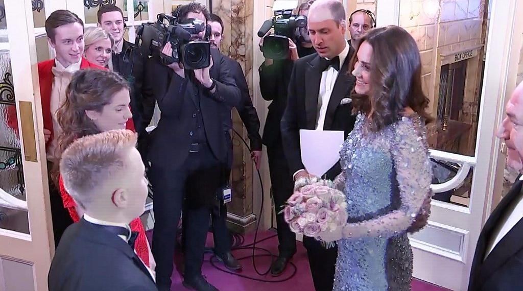 William and Kate arrive for Royal Variety
