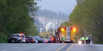 Grieving mother sues city, TransLink blames road safety for tragic crash