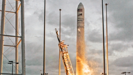 A spectacular fall from space: Rocket meltdown over Prairie provinces confirmed by U.S. Strategic Command