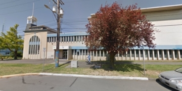 'Working poor' and homeless get transitional housing