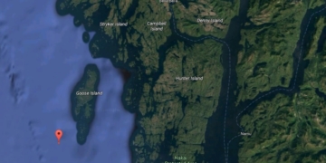 Fuel-laden barge stranded near Bella Bella, B.C.