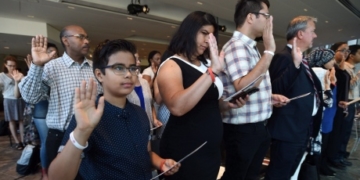 Immigrant wages rising, but gaps with Canadian-born earners persist