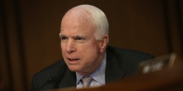 US tax plan: John McCain will vote in favour in Senate